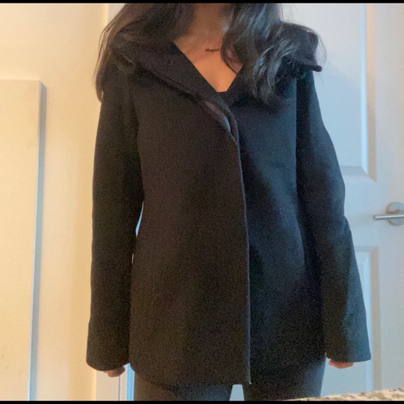 Babaton short wool Jacket, size M - Picture 2 of 5